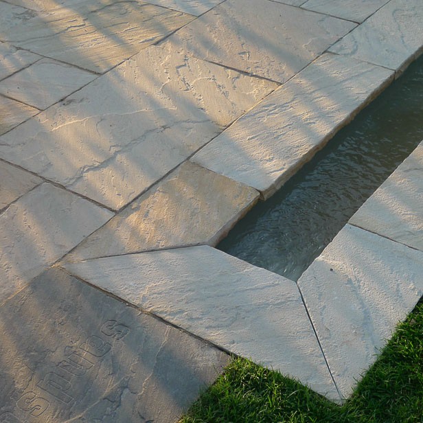 Borderstenen Bordursten - Sandstone Natursten